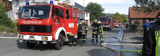 Arnsberger Feuerwehr verhindert Dachstuhlbrand