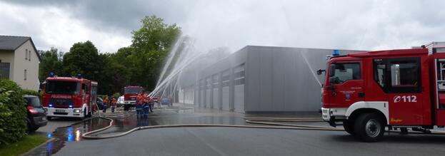 Arnsberger Jugendfeuerwehr löscht den „Brennpunkt“