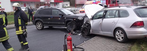 Drei leicht Verletzte nach Verkehrsunfall bei Bruchhausen