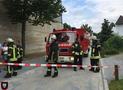 Feuerwehr sichert unbekannte Substanz auf Neheimer Kinderspielplatz