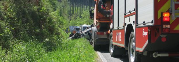 Verkehrsunfall auf dem „Ochsenkopf“ fordert Verletzte