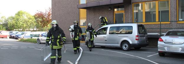 Vier Verletzte nach Vorfall bei Firma Umarex in Arnsberg-Neheim