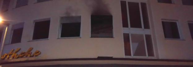 Zehn Verletzte nach Wohnungsbrand in Alt-Arnsberg