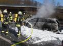 Anschlussstelle A44: PKW in Brand