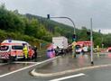  Lkw und Rettungswagen stoßen am Losenberg-Tunnel zusammen