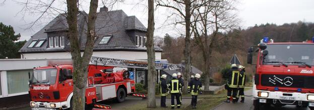 Arnsberger Feuerwehr hat Kaminbrand in Rumbeck schnell im Griff