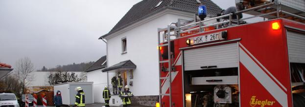 Arnsberger Feuerwehr hat Rußbrand im Kamin schnell im Griff