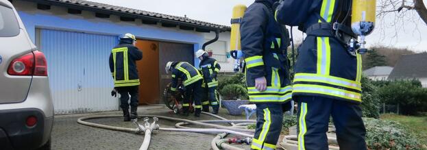 Brand von Weihnachts-Deko endet glimpflich