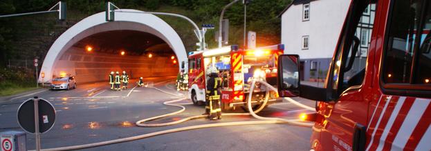 Einsatzkräfte üben den Ernstfall am Arnsberger Altstadttunnel