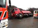 Verkehrsunfall mit eingeklemmter Person!