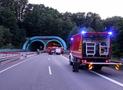 Feuerwehr probt mit DRK und Autobahnpolizei den Ernstfall im Olper Autobahntunnel 