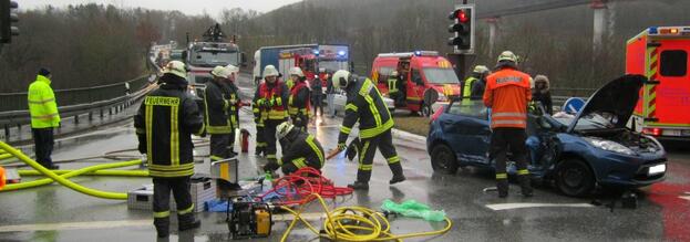 Schwerer Verkehrsunfall auf der B7 