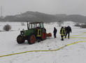 Traktorbrand auf Feld bei Menkhausen schnell abgelöscht