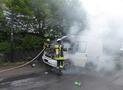 Brennender Transporter sorgt erneut für Feuerwehreinsatz